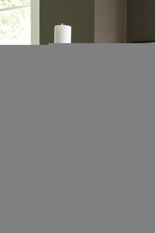 Larwick Candle Holder Set (2/CN)