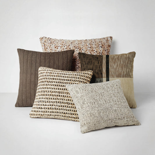 Nealington Pillow
