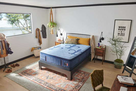 Stearns & Foster® Lux Hybrid Medium - Mattress Overstock | Mattress Store | Kentucky