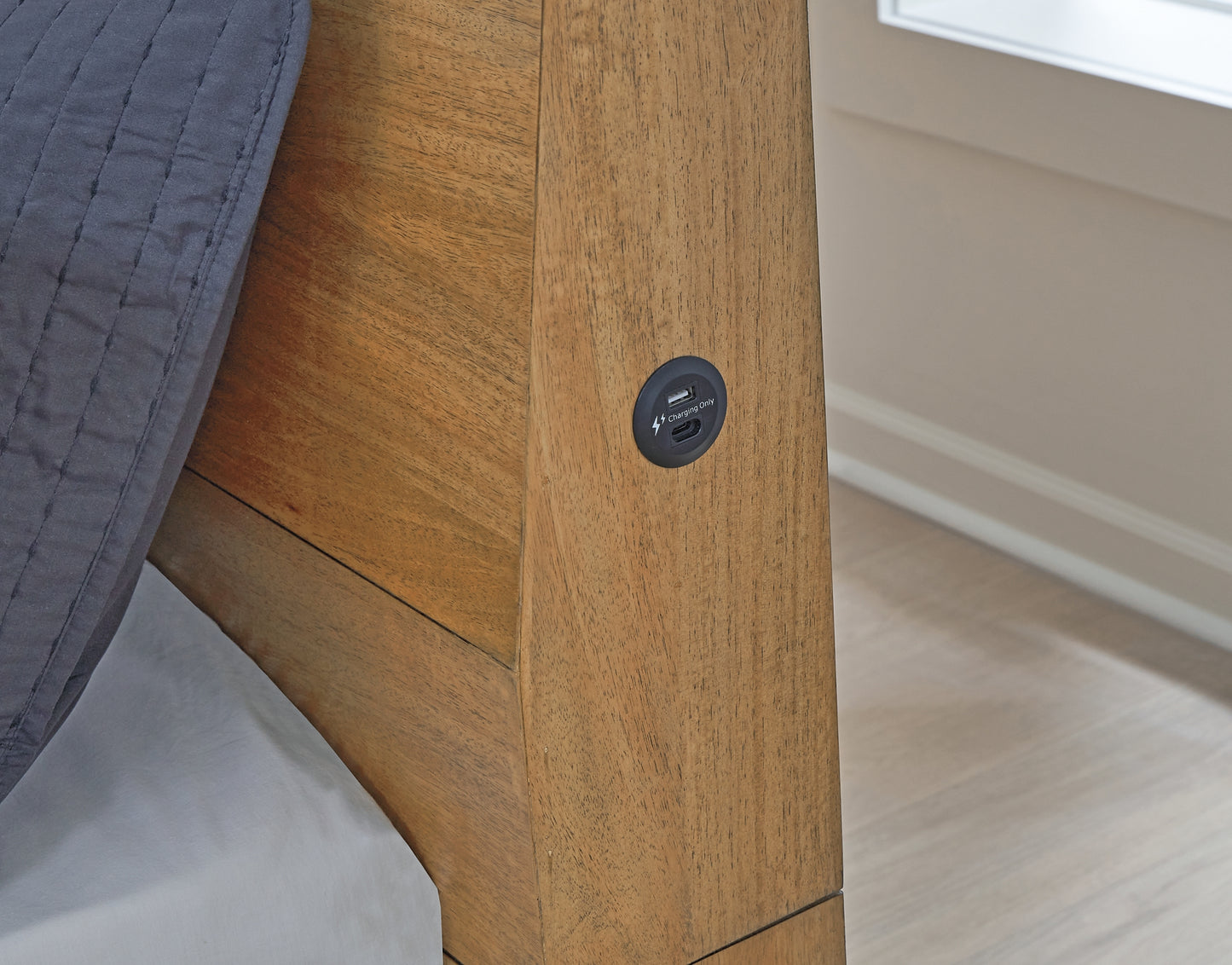 B833/56/58/97 : B833B4