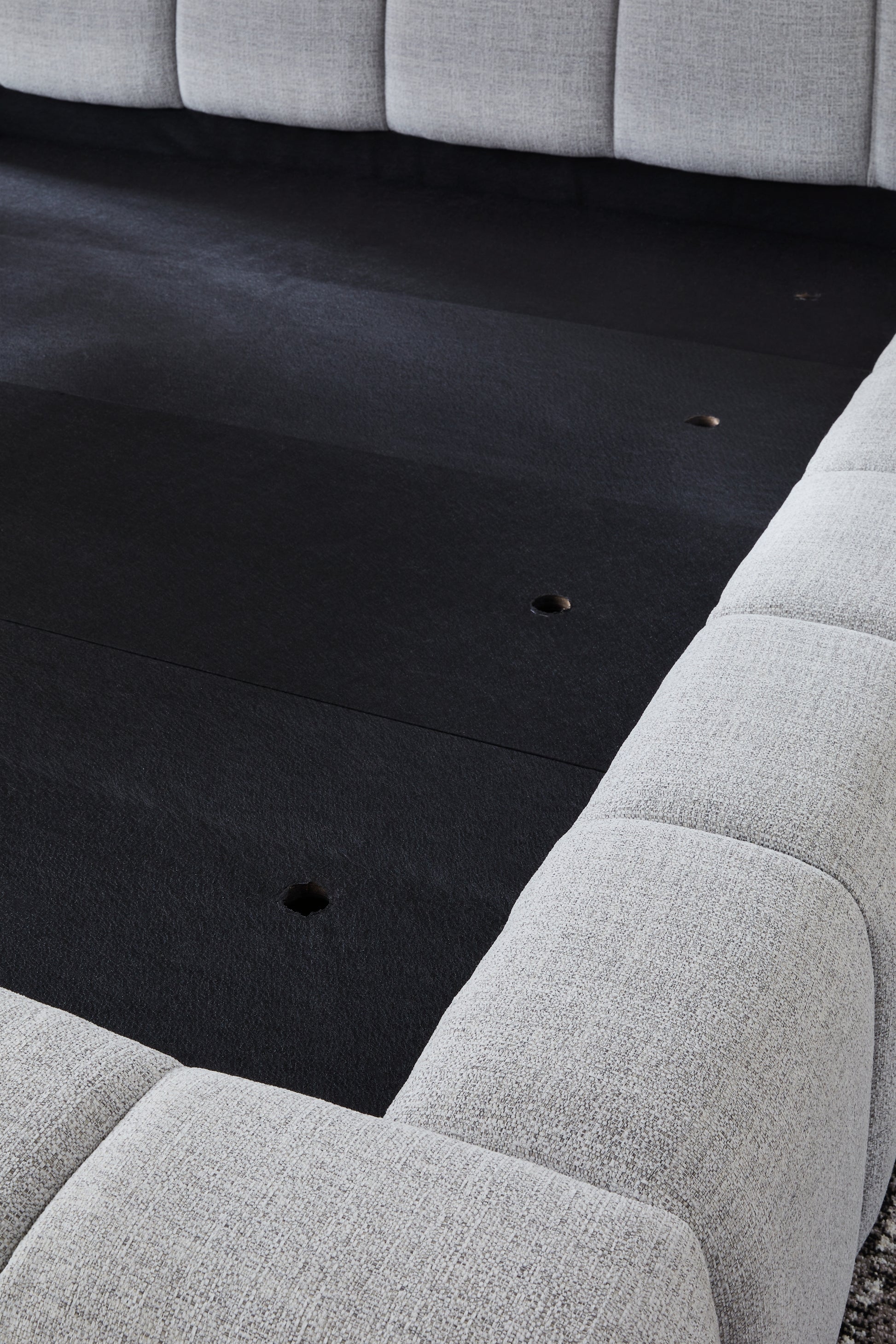 PCB584/81/96 : PCB584B1