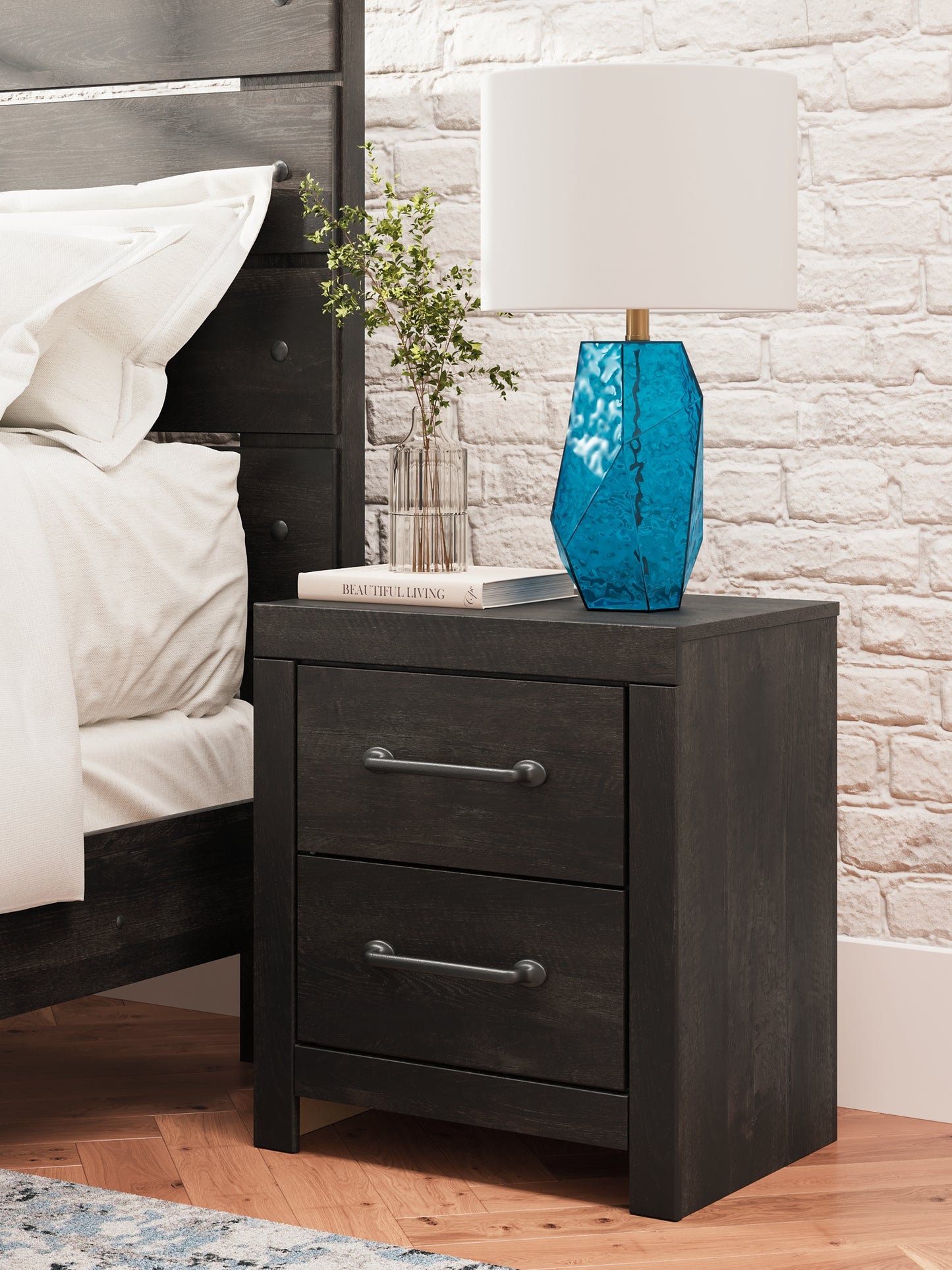 Hollivern Twin Panel Bed, Dresser, Mirror and Nightstand