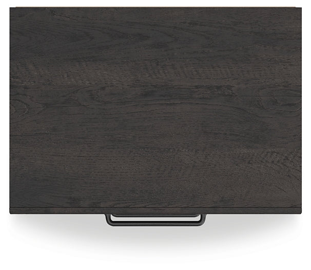 Hollivern Full Panel Bed, Dresser, Mirror, Chest and Nightstand