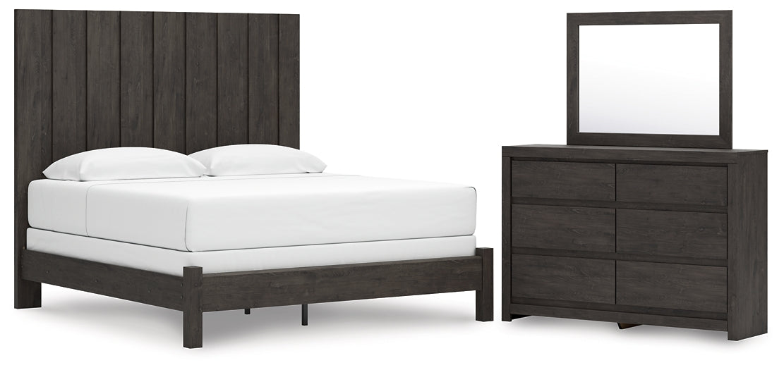 Fraluna King Panel Bed with Mirrored Dresser