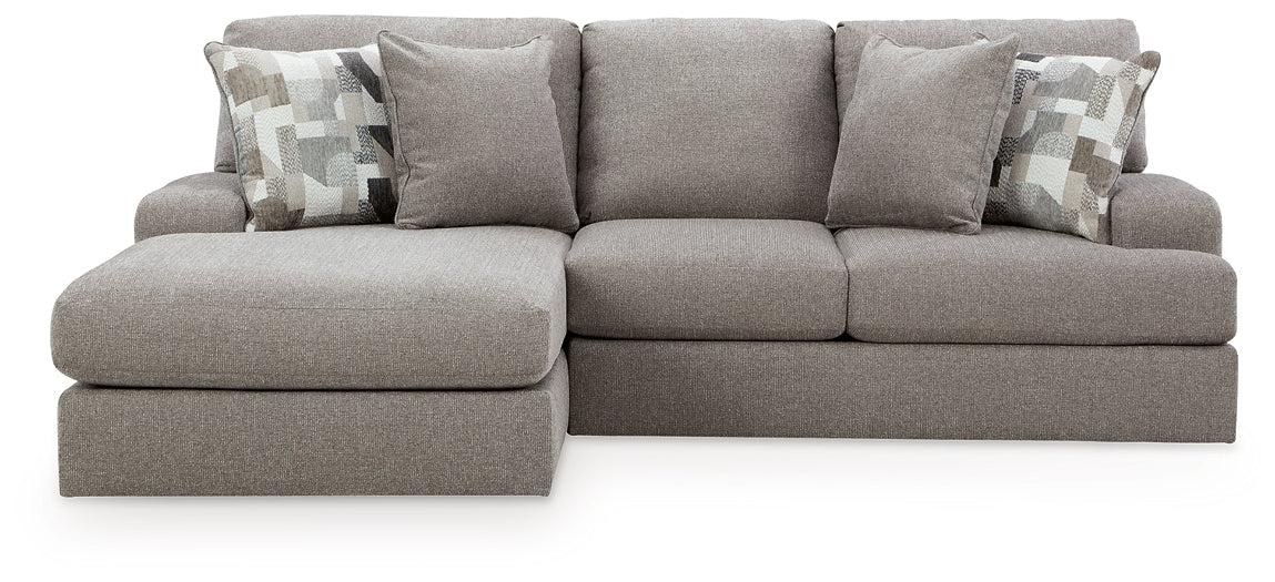Lindon 2-Piece Sectional with Chaise
