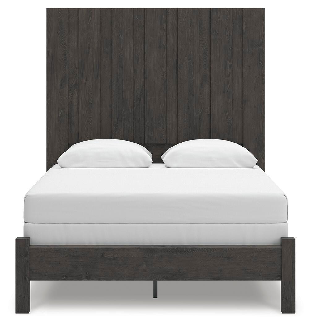 Fraluna Queen Panel Bed, Dresser, Mirror, Chest and Nightstand