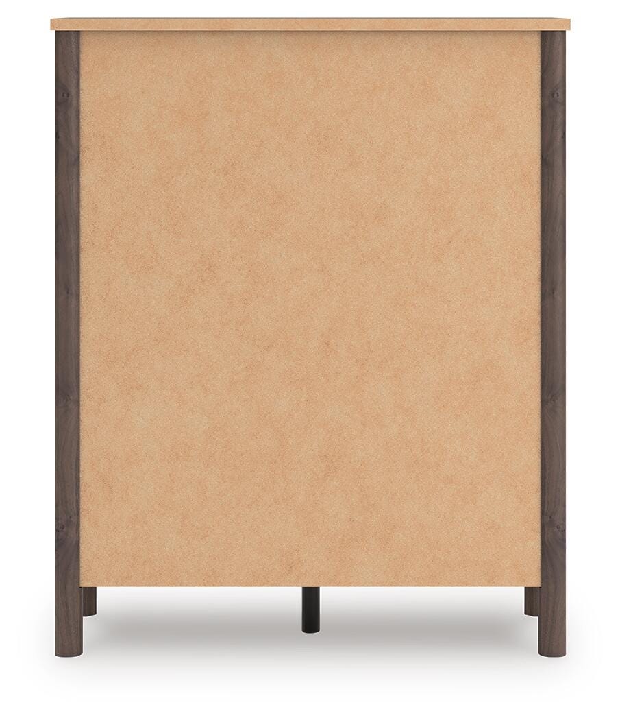 Pamytta Queen Panel Platform Bed, Dresser, Mirror, Chest and Nightstand