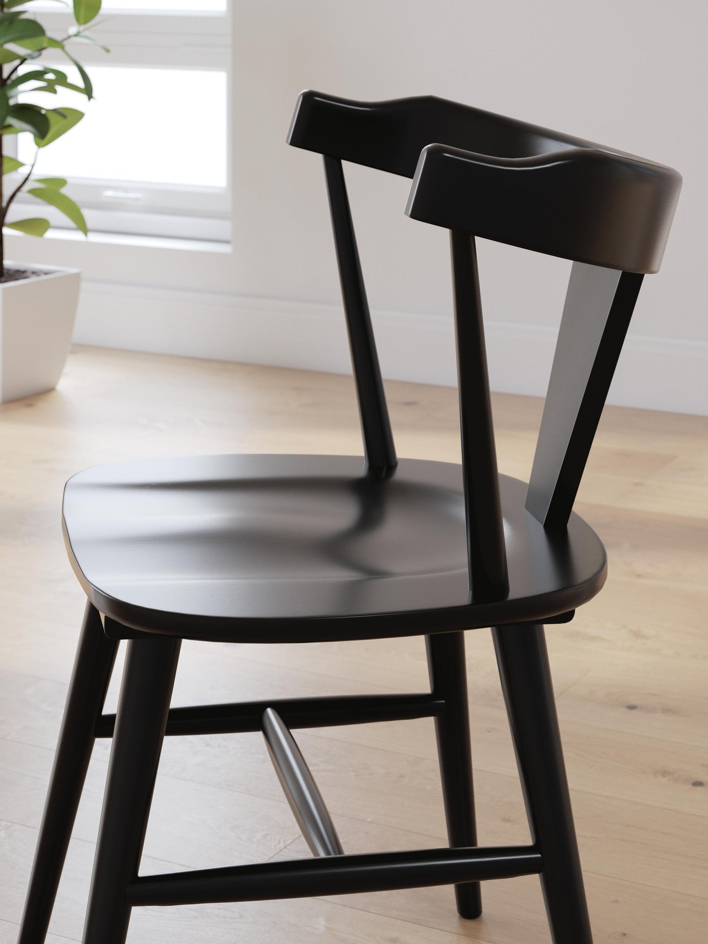 Gretlynn Dining Room Side Chair (2/CN)