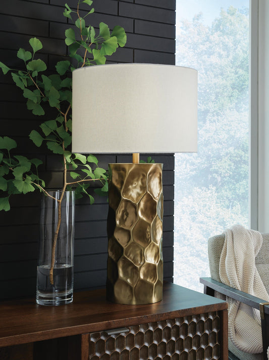 Marshawn Metal Table Lamp (1/CN)