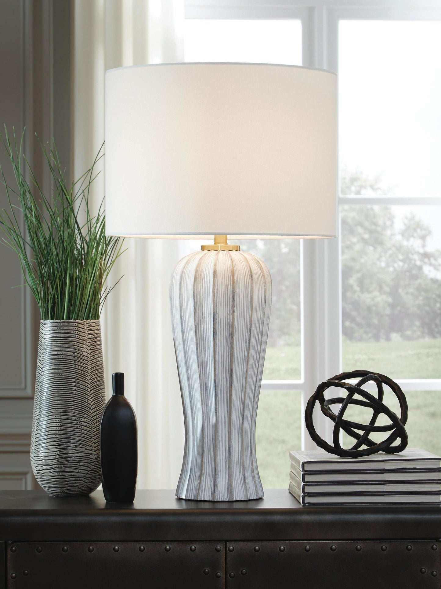 Lanwell Poly Table Lamp (1/CN)