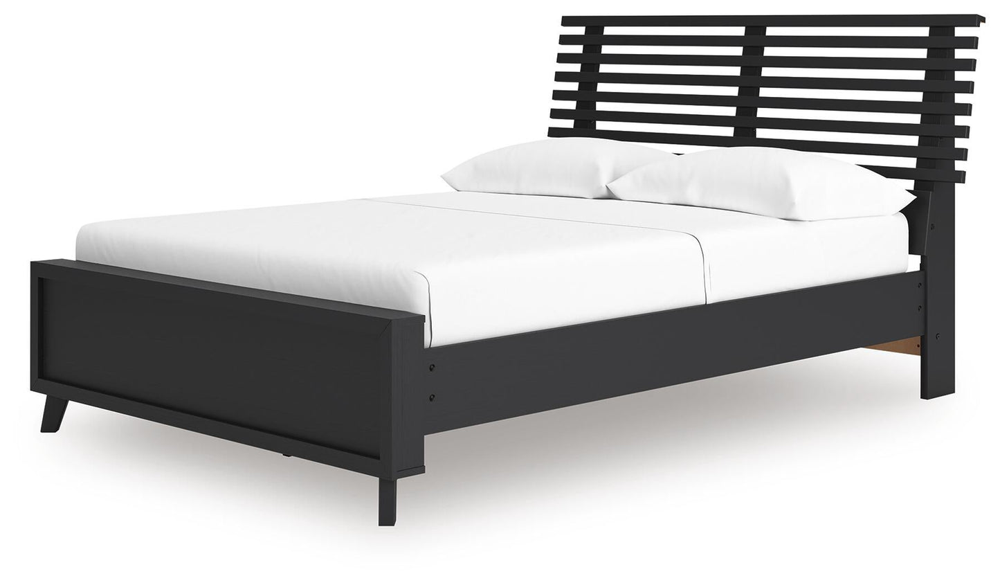 Danziar Full Slat Panel Bed