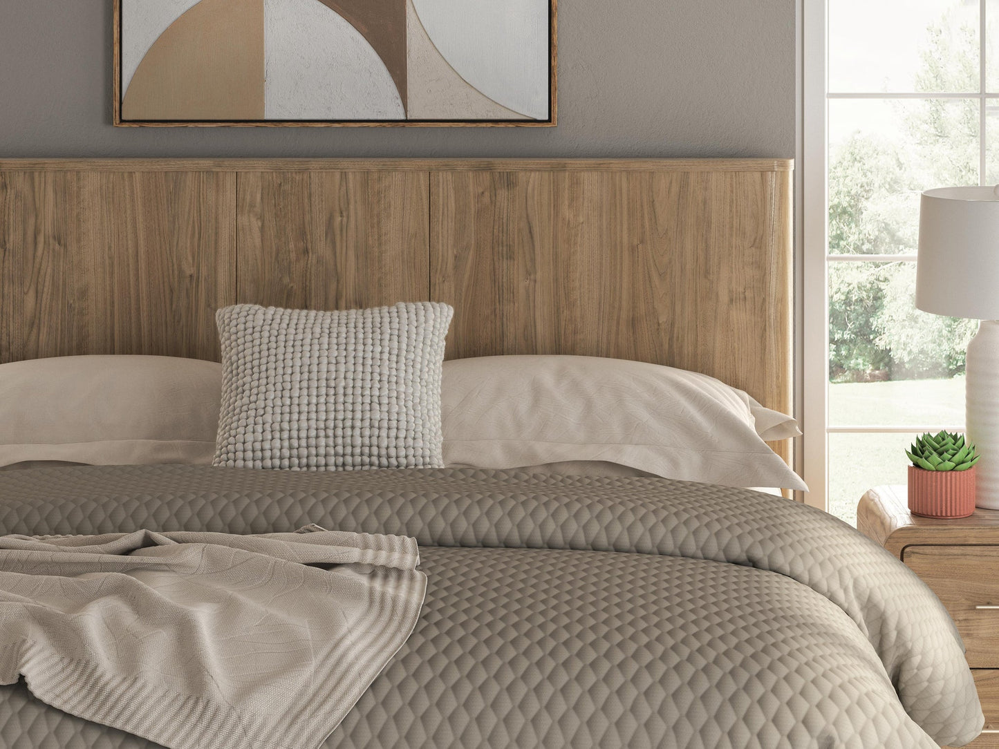 Gramburg King Panel Bed
