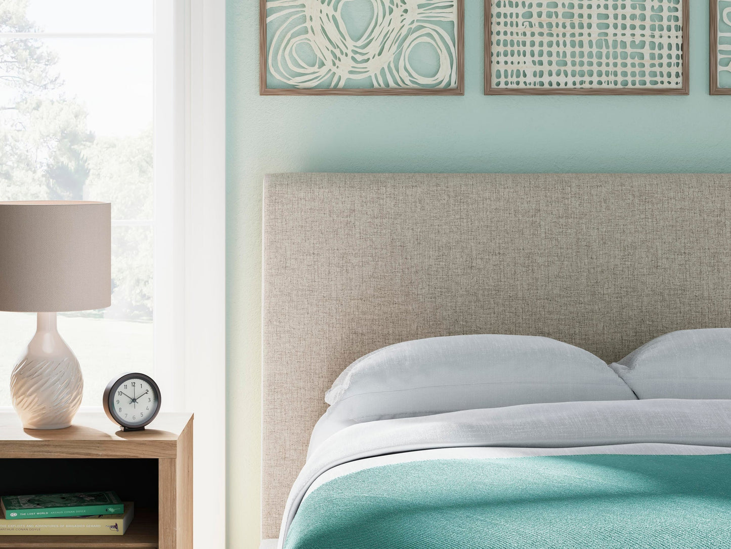 Cielden Full Upholstered Bed with Roll Slats, Dresser and Mirror