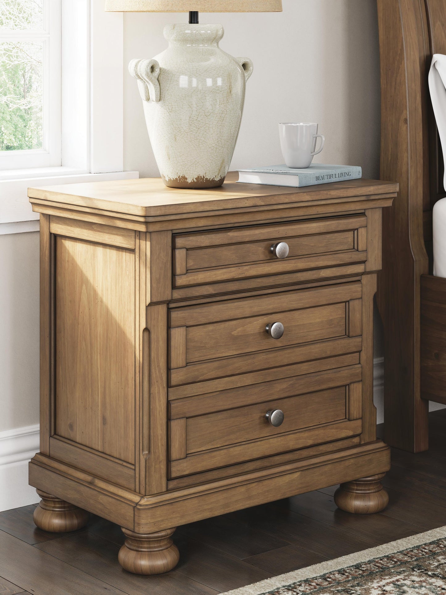 Vandenmore Queen Storage Sleigh Bed with Mirrored Dresser and Nightstand