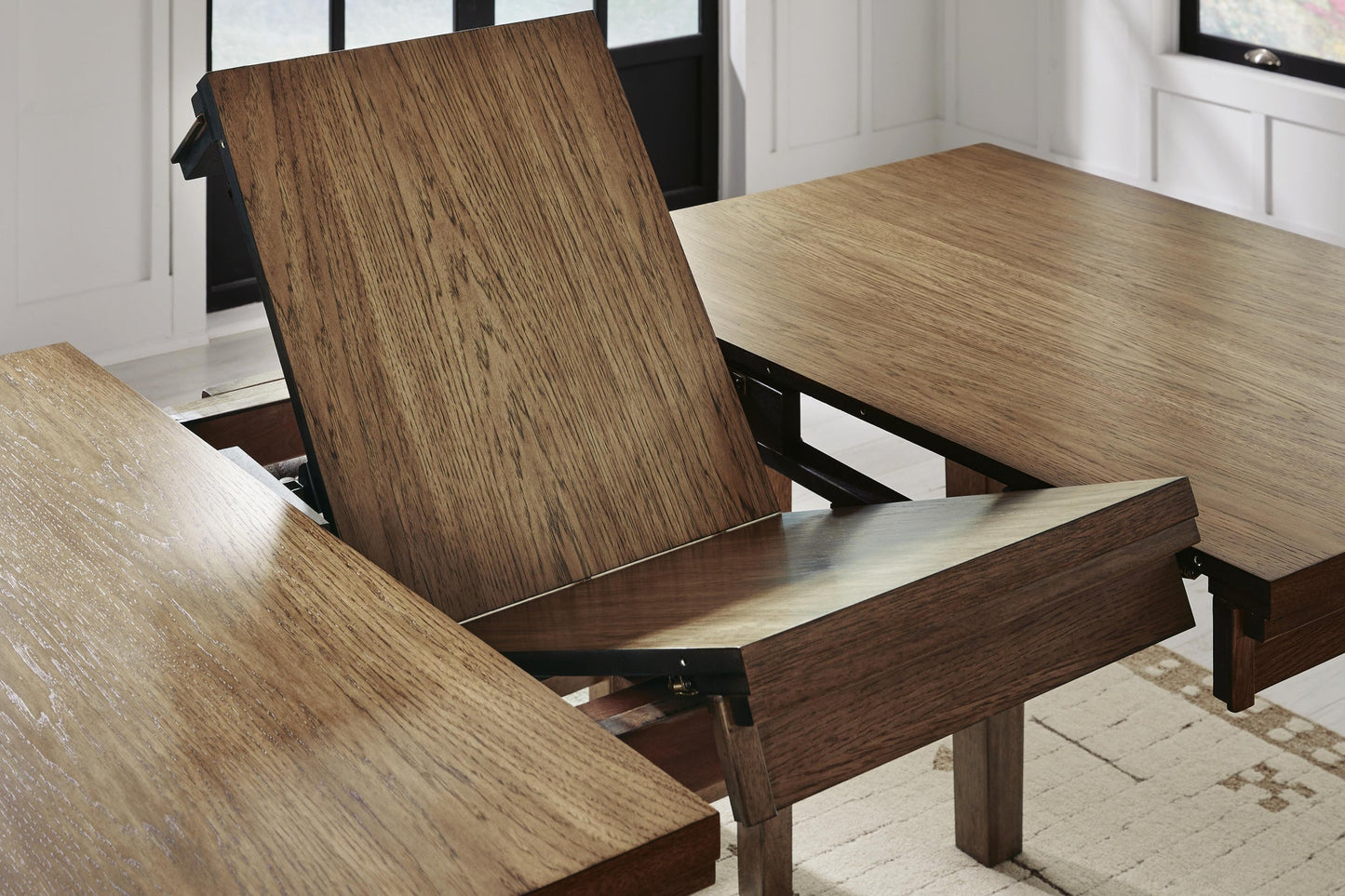 Broxtyn Counter Height Dining Table and 4 Barstools